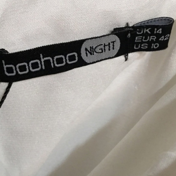 BOOHOO White Strapless Deep V Neck Mini Dress - Picture 4 of 14